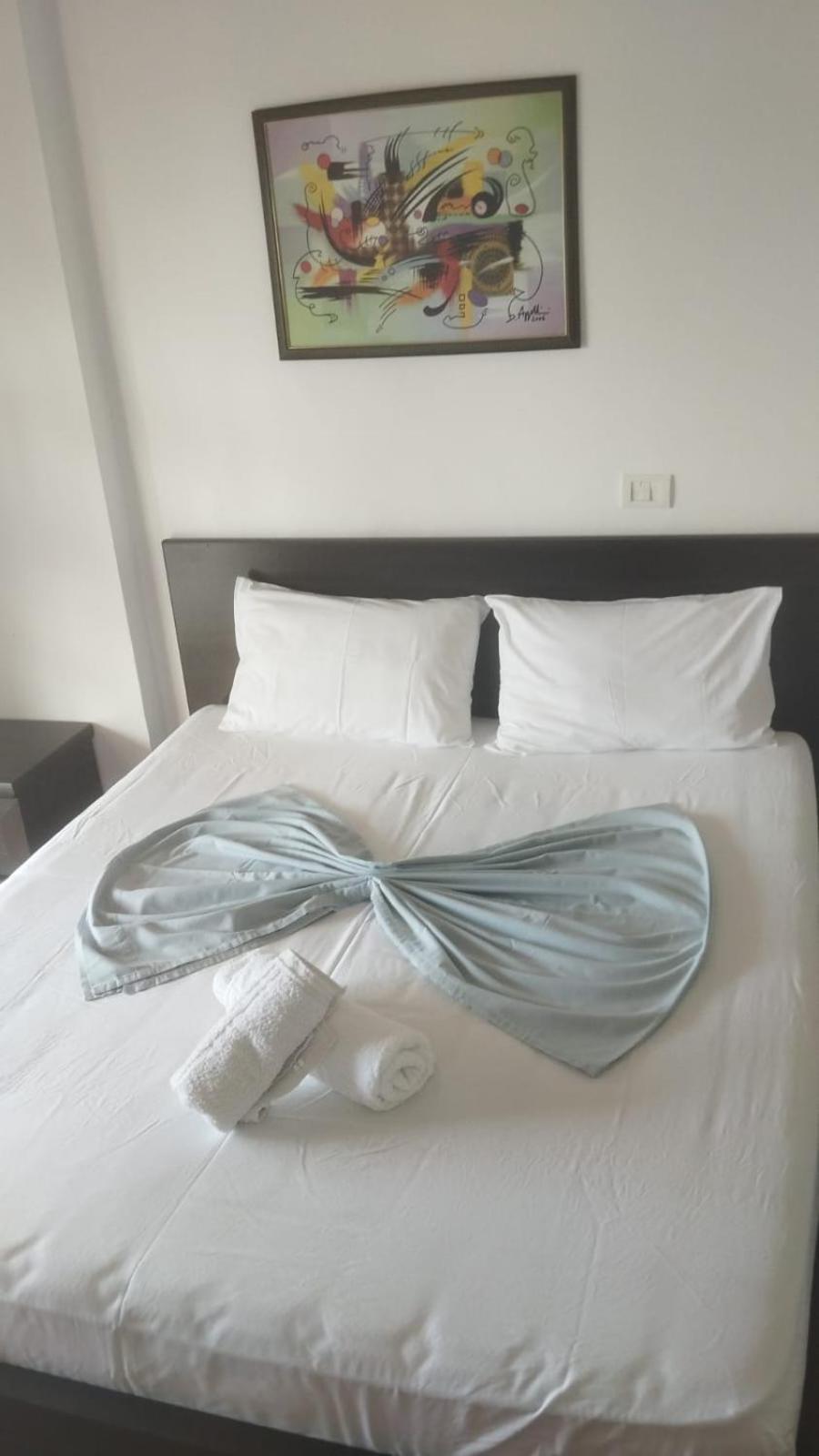 For Family And Friends. Apartament Himara