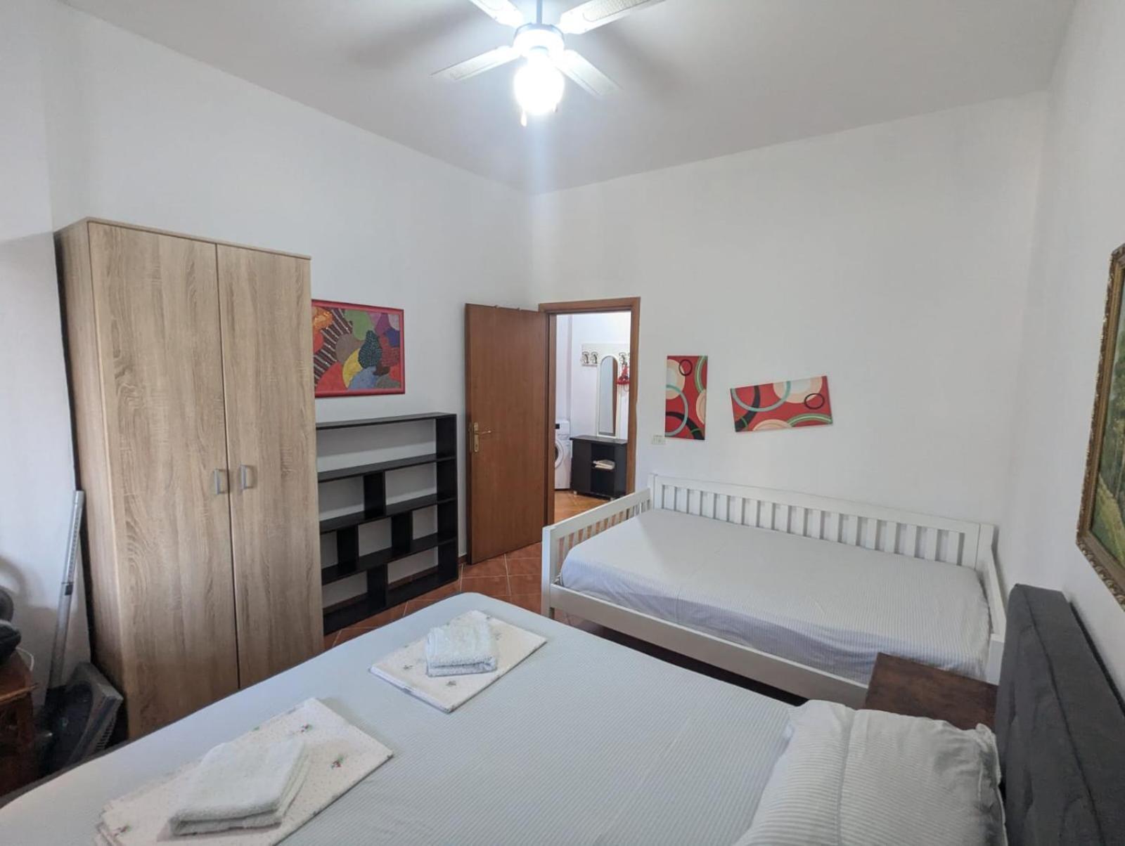 For Family And Friends. Apartament *